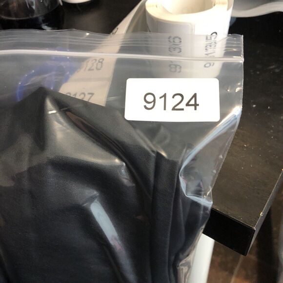 Torrid Legging Womens Plus Size 2X Black Faux Leather Stretch Full Length - Picture 6 of 6